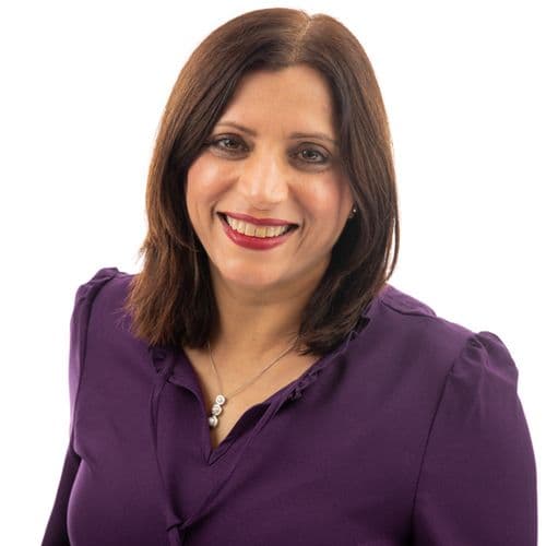 Narinder Gill headshot